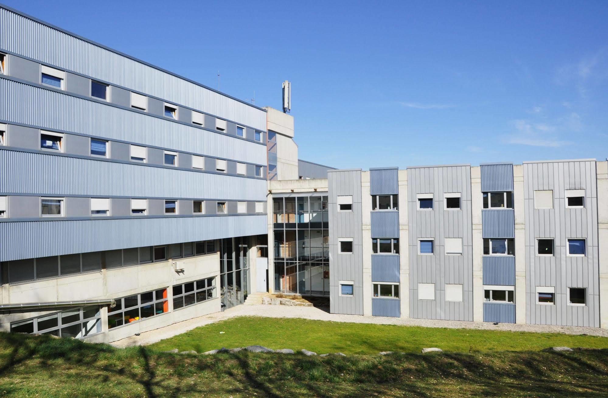 Residencia Universitaria Resa Campus De Montilivi Girona Eksteriør bilde